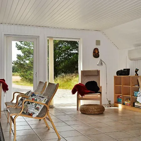 Four-bedroom Holiday In 7 בית נופש